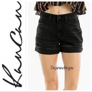 KANCAN BLACK RIPPED CUFFED SHORTS SIZE 5/26